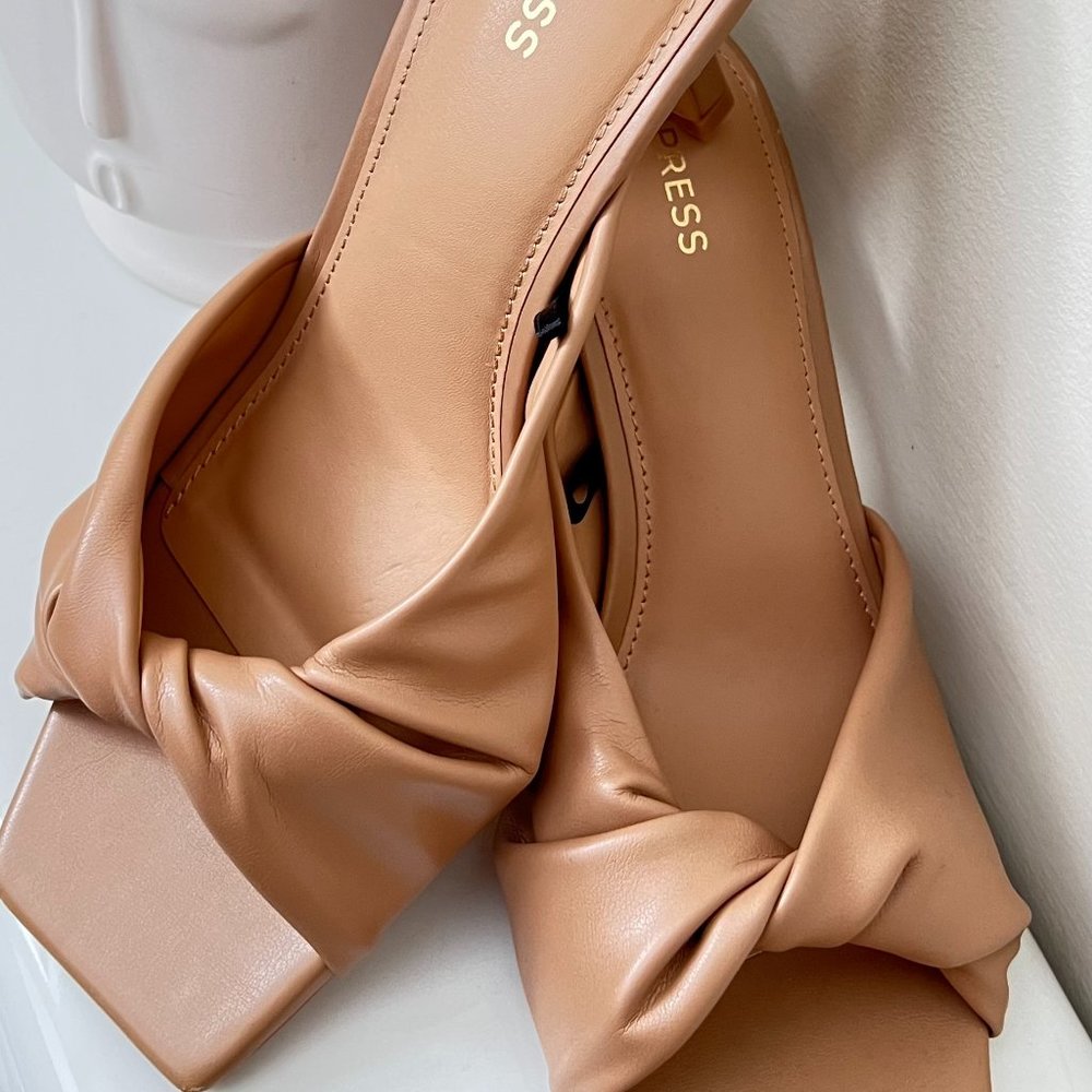 Express Twist Strap Mule Sandal | Color: Pecan | Size: 7